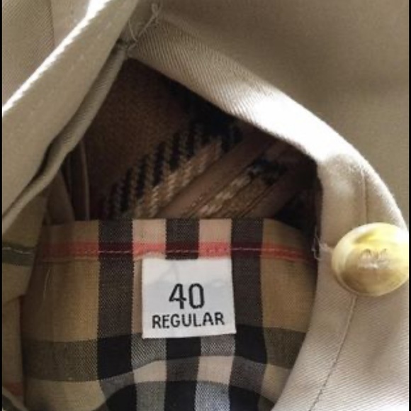 COPY - Burberry Men's Trench Long Coat  Size: 40 Regular Vintage - Picture 8 of 16